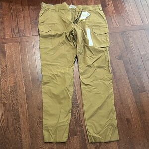 First Tactical Men's Cargo tactical Pants in Coyote Brown Unhemmed